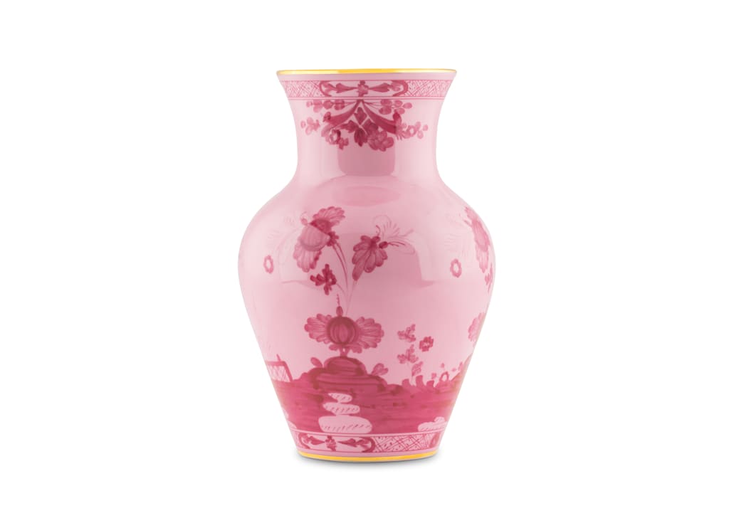 Oriente Italiano Ming Vase