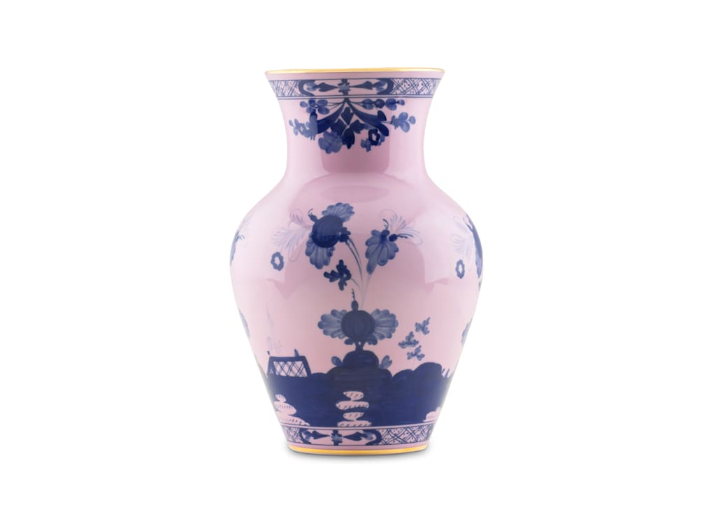 Oriente Italiano Ming Vase