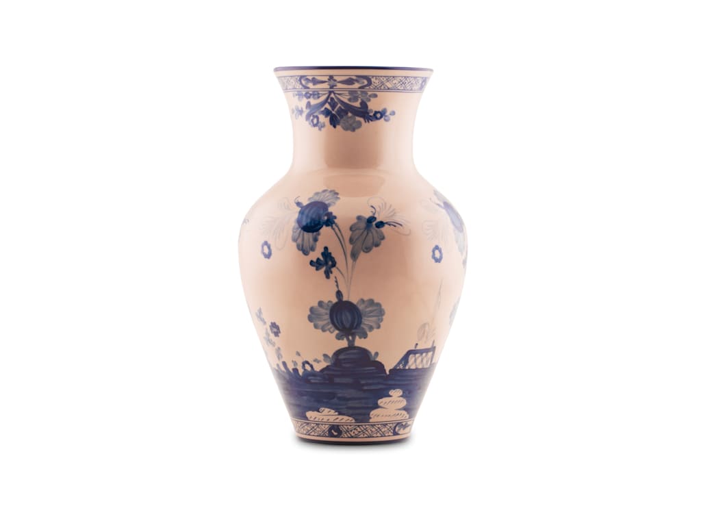 Oriente Italiano Ming Vase